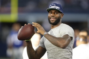 富保罗：很多NBA球员更喜欢橄榄球 选篮球只是因为薪水更丰厚
